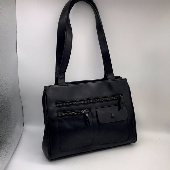 Nine West Handbags - Nine West Black Short Shoulder Strap Bag